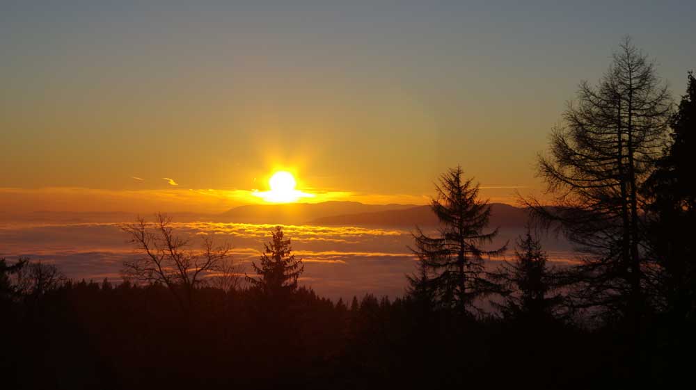 Coucher de soleil Plaine Joux 74 ©Miche Decremps